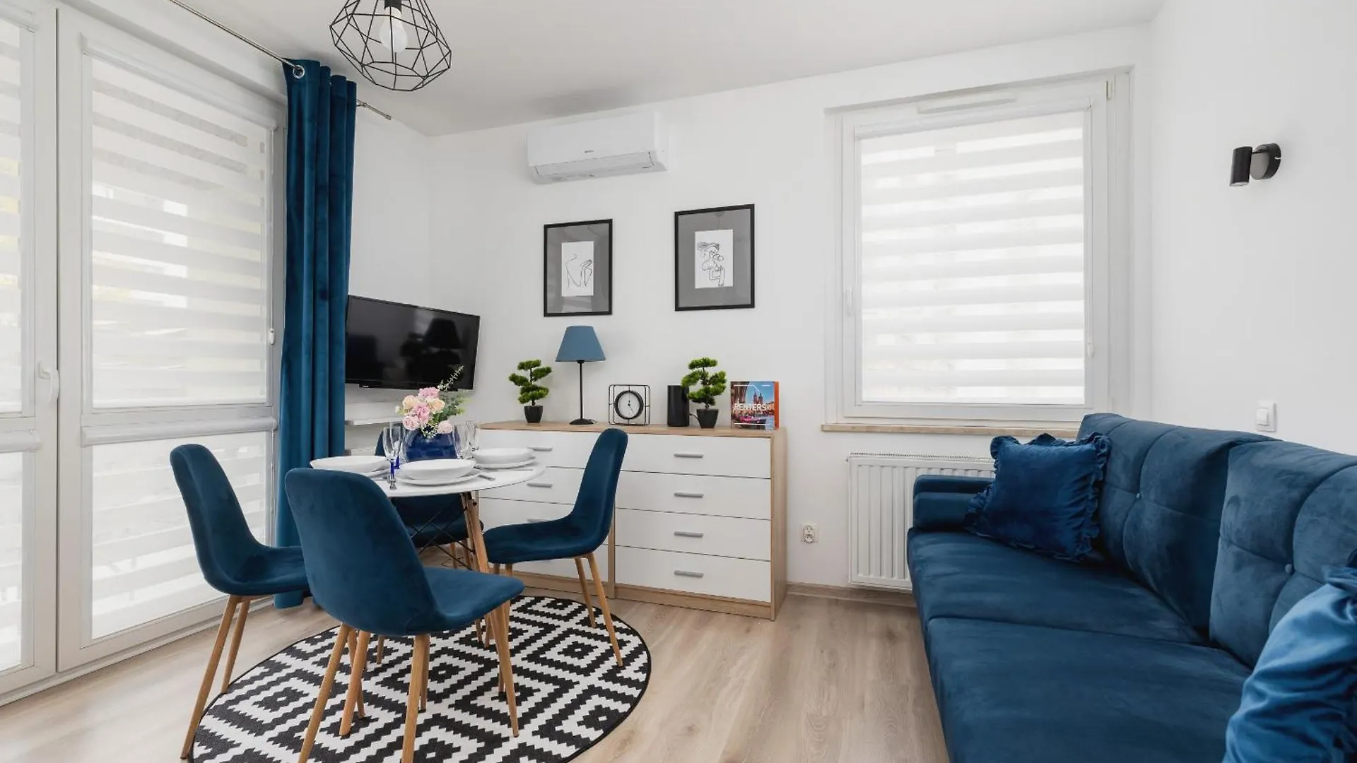 Cracow Royal Blue Apartment Avia Estate By Noclegi Renters Krakow 0*,